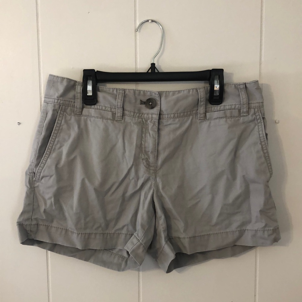 Loft Ann Taylor light grey cargo shorts